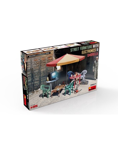 Street Furniture w/Electronics & Umbrella