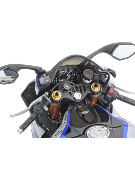 Yamaha YZF-R1M