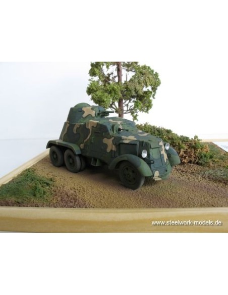 PANZERWAGEN CHEVROLET 1937 SPANISH REPUBLICAN ARMY  1/72