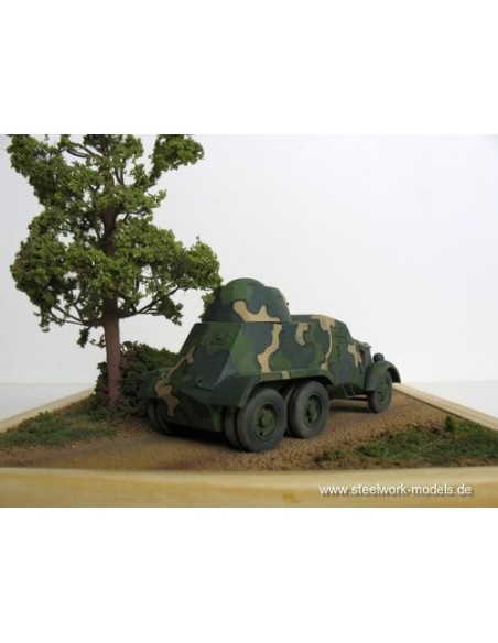 PANZERWAGEN CHEVROLET 1937 SPANISH REPUBLICAN ARMY  1/72