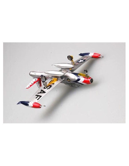 F-84G Thunderjet  leer descripcion