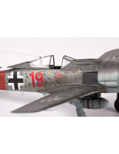 Fw 190A-8 ProfiPACK edition MAS EXTRAS MIRAR...