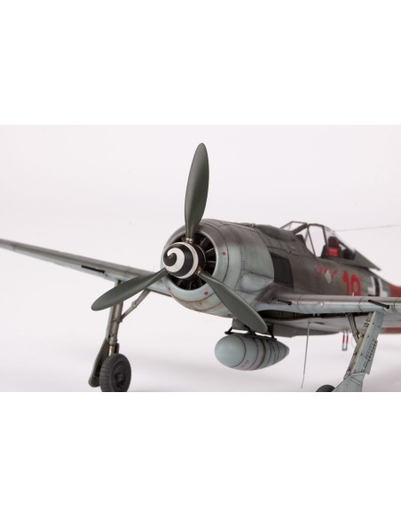 Fw 190A-8 ProfiPACK edition MAS EXTRAS MIRAR DESCRIPCION
