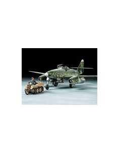 Messerschmitt Me262 A-2a With Kettenkraftrad 2