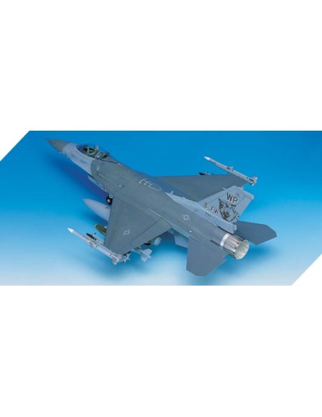 F-16 Fighting Falcon