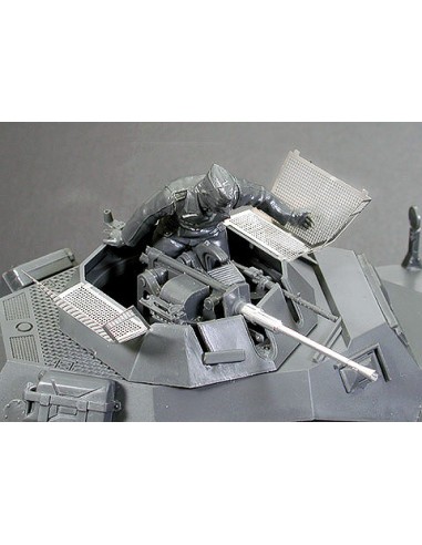 Sd.kfz.222 leichter panzerspähwagen 4x4