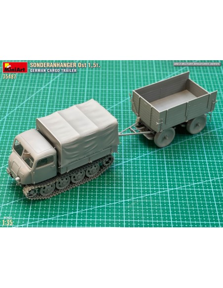 Sonderanhanger Ost 1.5t. German Cargo Trailer