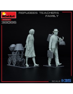 Refugees Teachers Family 2