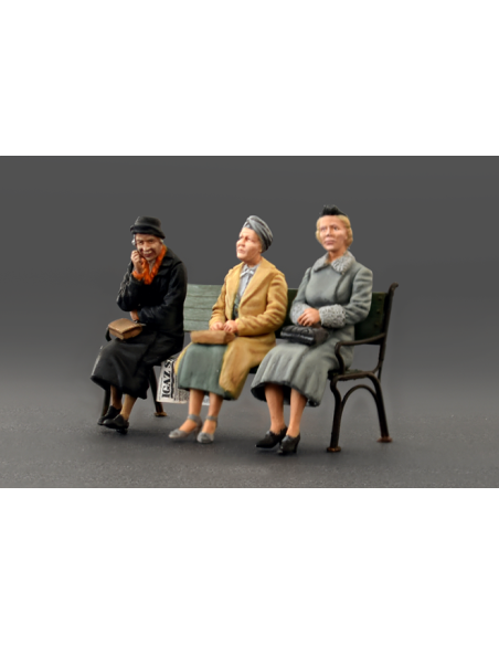 German Sitting Civilians 30-40's