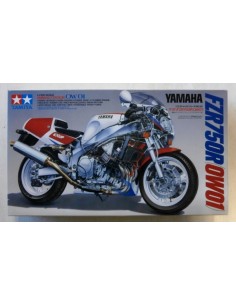 Yamaha FZR750R (OW01)