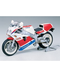 Yamaha FZR750R (OW01) 2