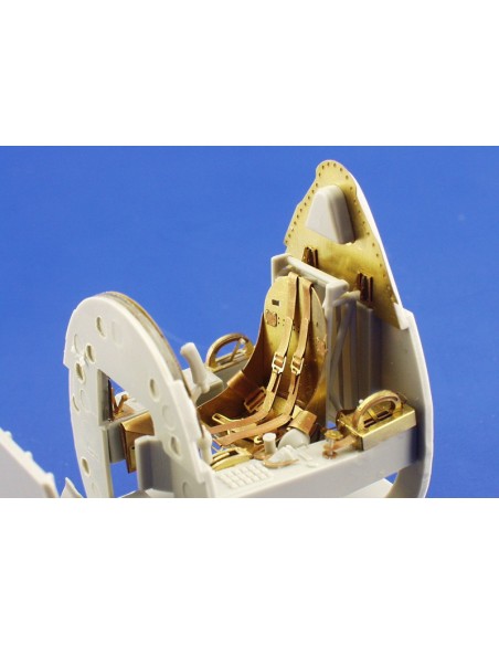 Vought F4U-1D Corsair EXTRAS LEER DESCRIPCION