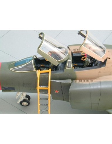 McDonnell F-4C/D Phantom II LEER DESCRIPCION