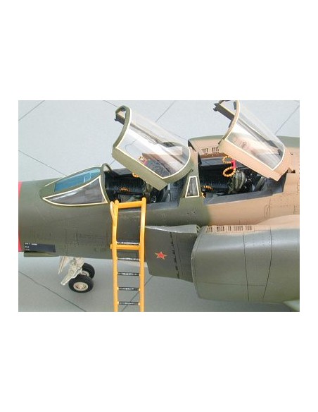 McDonnell F-4C/D Phantom II LEER DESCRIPCION