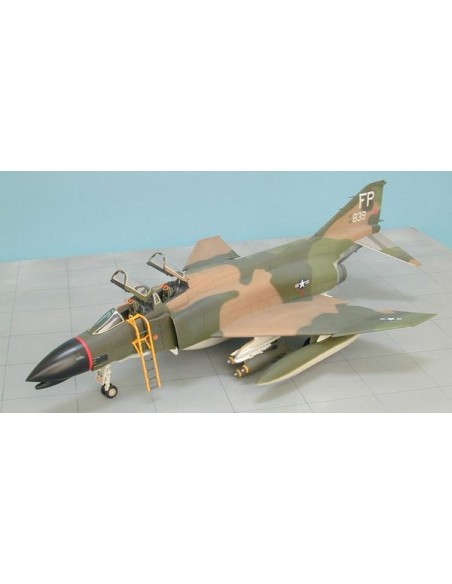 McDonnell F-4C/D Phantom II LEER DESCRIPCION