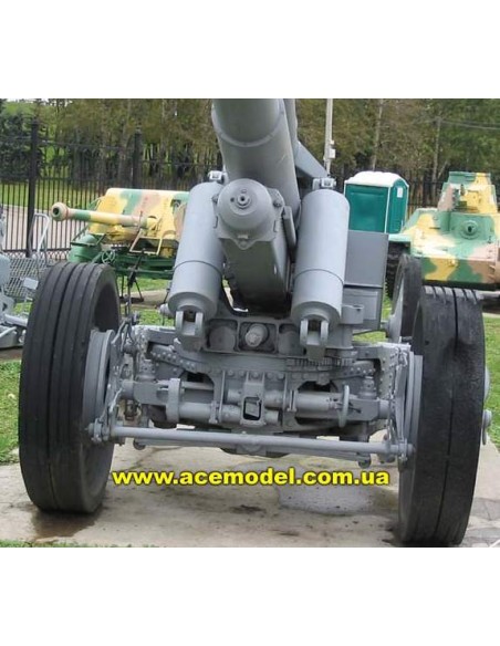 German s.F.H.18 -15cm Schwere Feldhaubitze 18