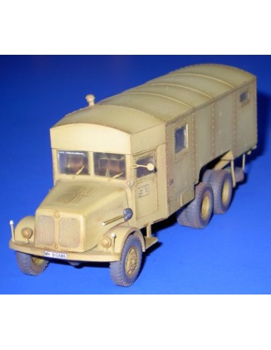 TATRA T-111-8000 Kundediensttruppwagen