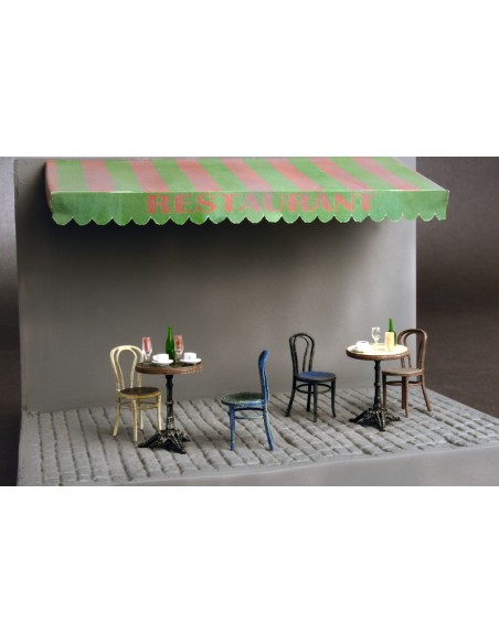 Cafe Furniture & Crockery