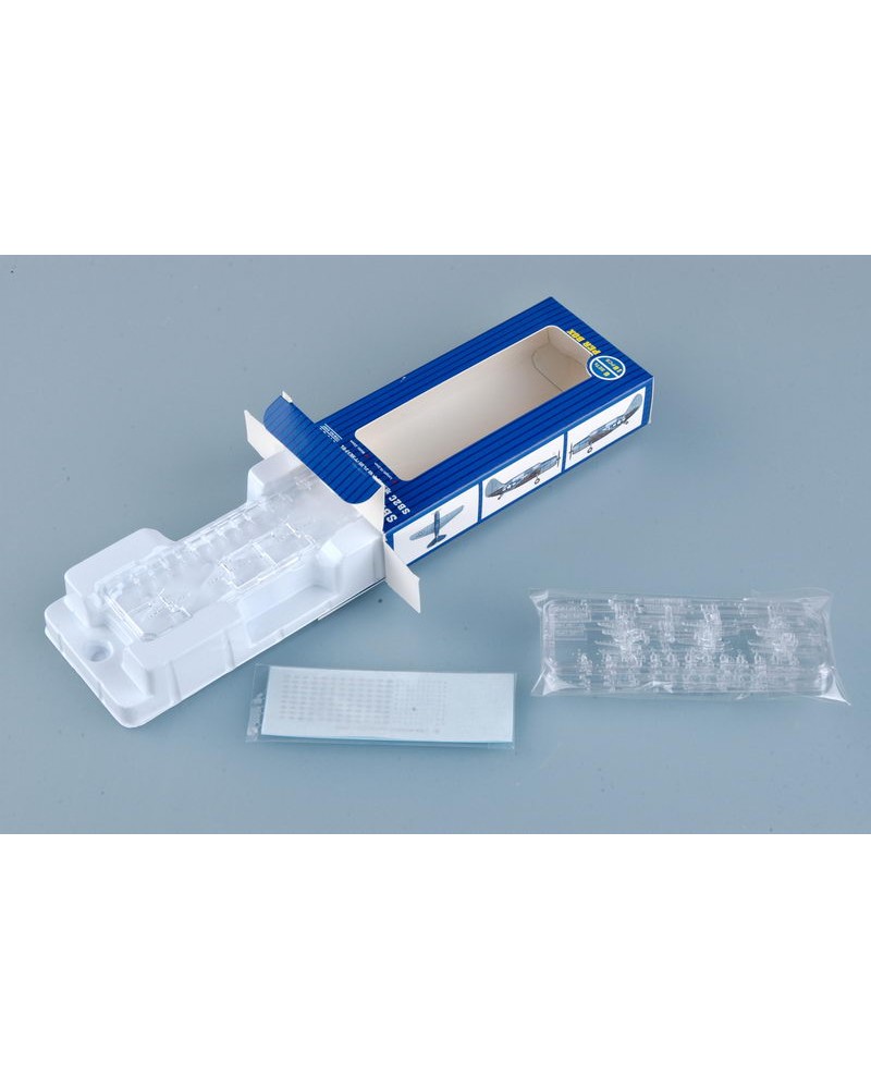 Curtiss SB2C Helldiver