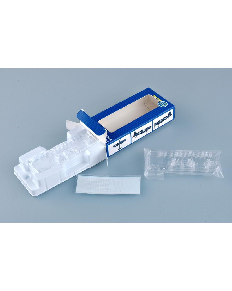 Grumman F4U-4 Corsair