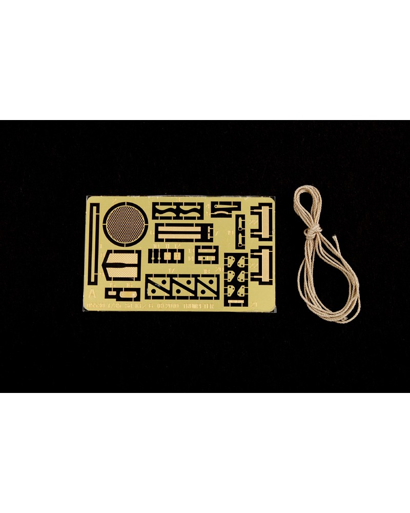 German Sd.Kfz. 6 Halbkettenzugmaschine...