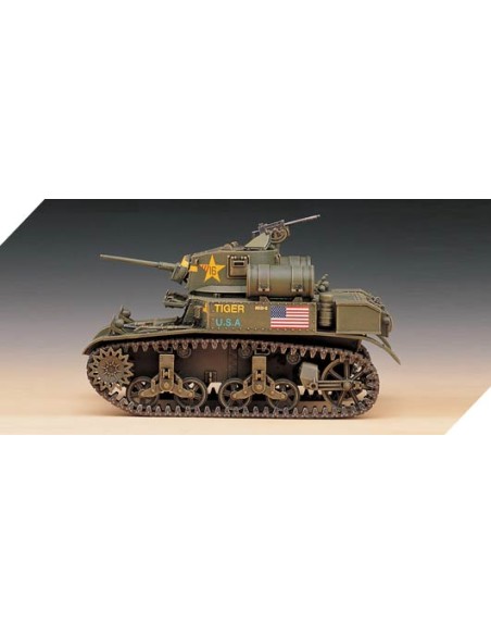 US M3 Stuart w/interior