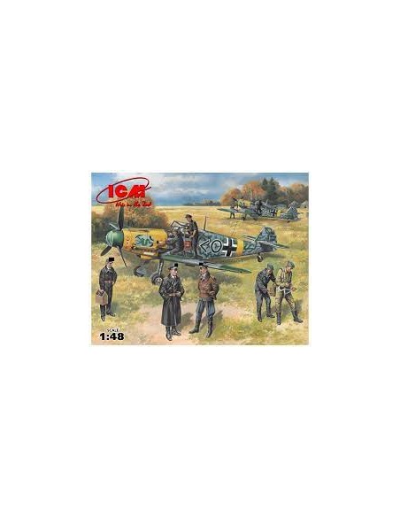 Bf 109F-2 with German Pilots & Ground Personnel