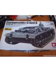 STURMGESCHUTZ III AUSF B SD.KFZ 142  INCLUIDOS FOTOGRABADOS